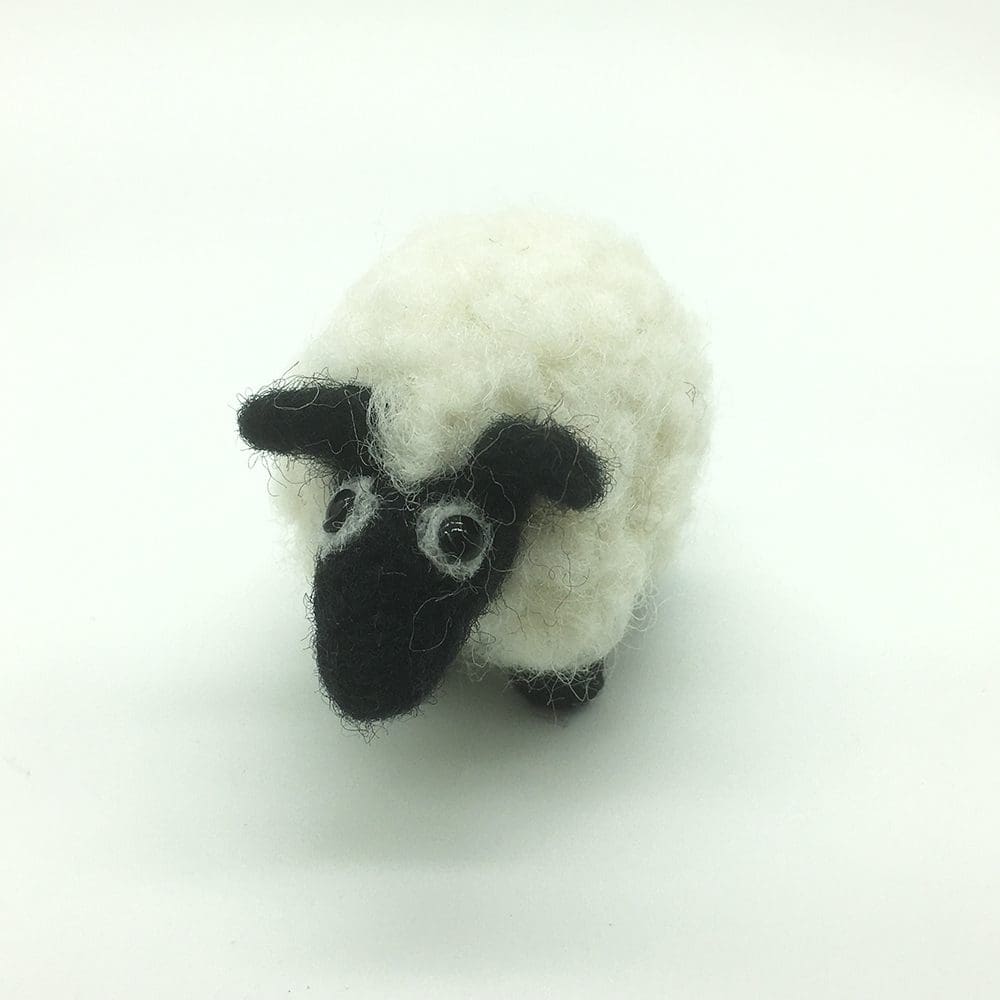 Needle felted sheep | The British Craft House