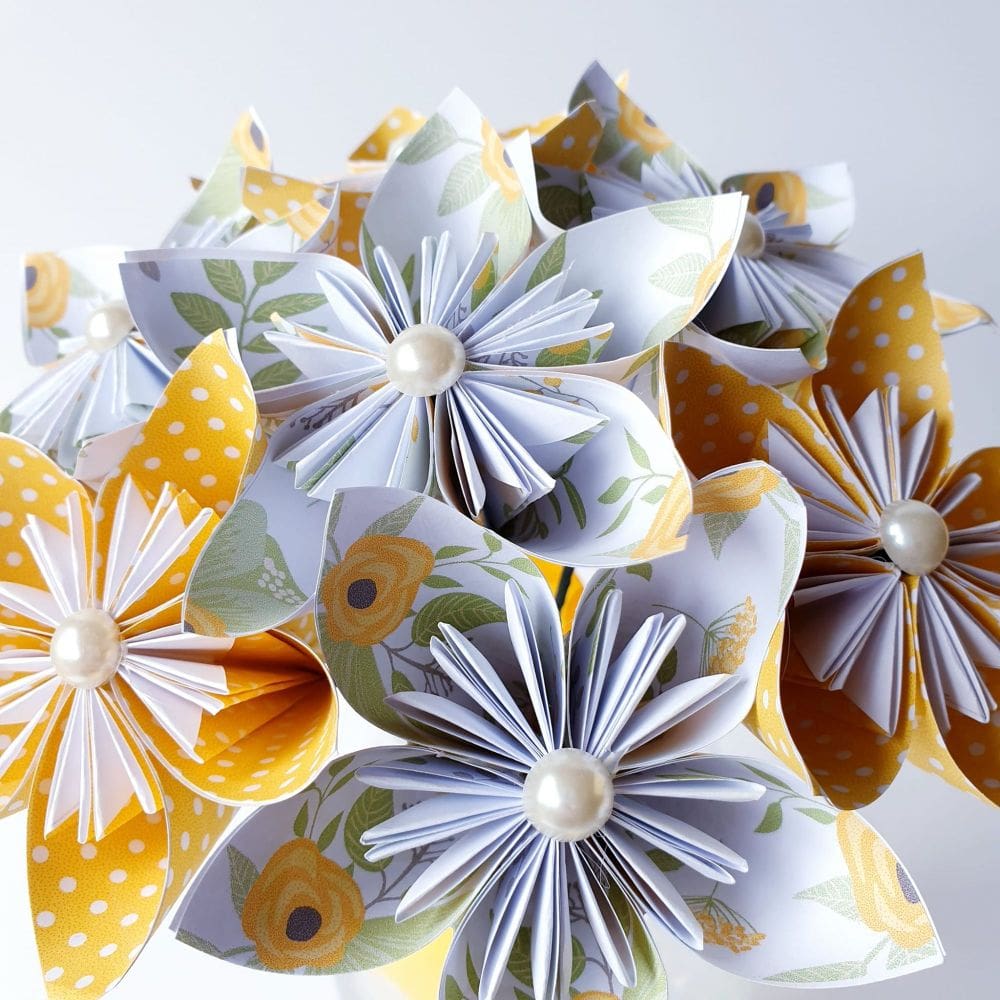 handmade-origami-paper-flowers-gift-bouquet