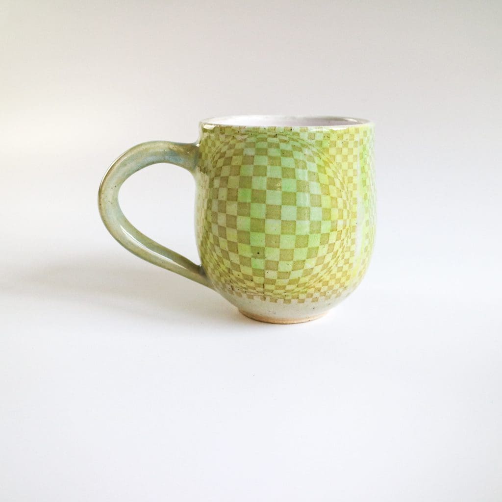 Stoneware mug in optical design