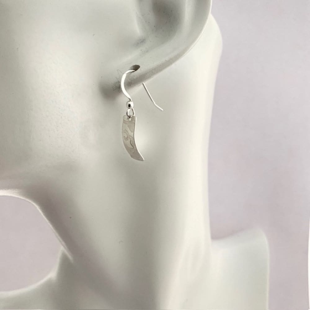 Sterling silver lace pattern earrings