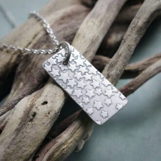 willow and twigg cascading stars silver rectangular pendant 01