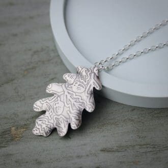 willow and twigg sterling silver oak leaf pendant necklace 03