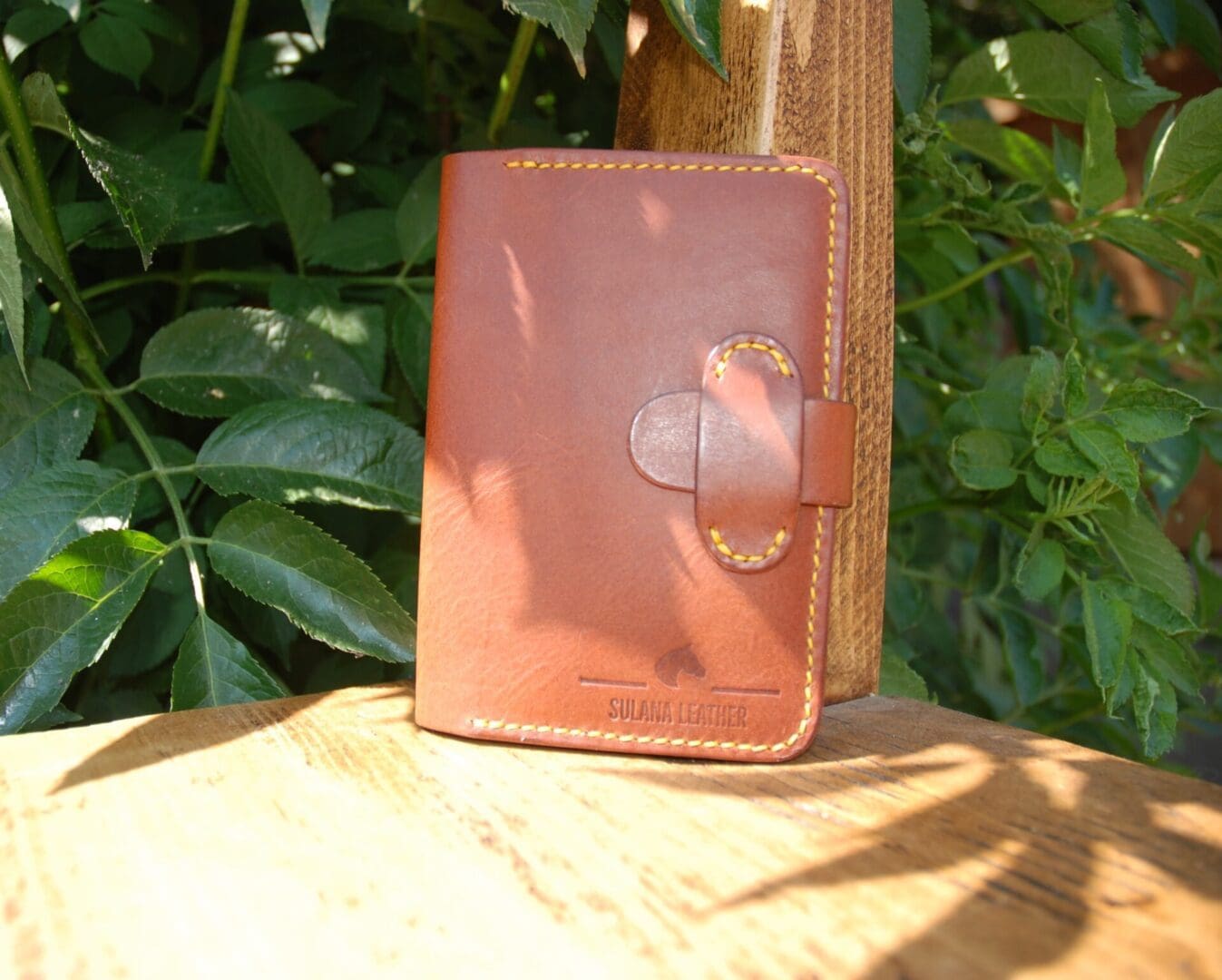 Italian leather handmade field notes cover with pen loop and an extra insert for cards
