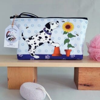large washbag, cotton outer, chunky zipper, water resistant lining, large pencil case, cosmetic bag, toiletries bag