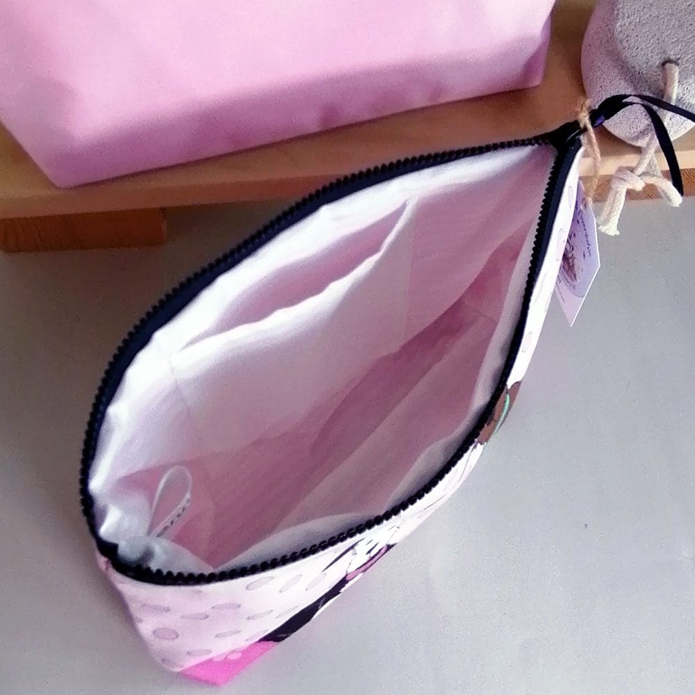 Cotton washbag, water resistant lining, overnight bag, travel pouch, toiletries bag, zipper case, pencil case