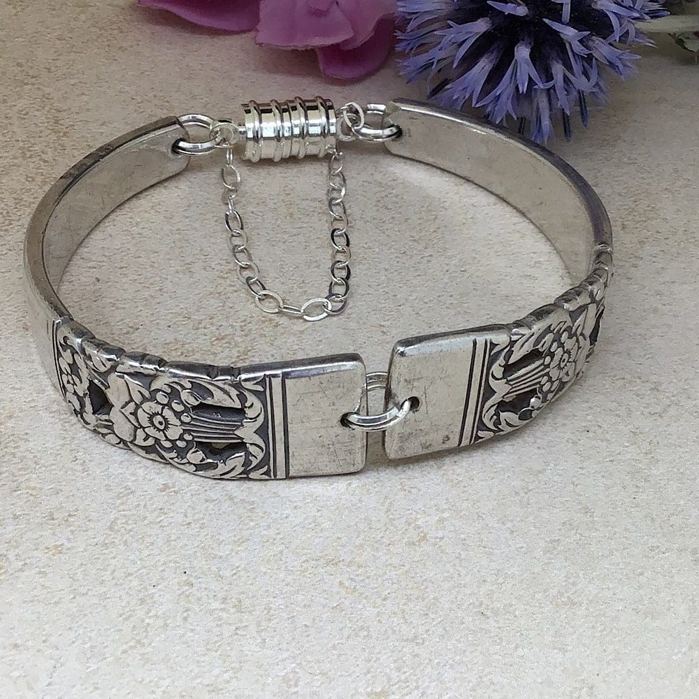 Coronation pattern fork handle bracelet