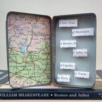 Shakespeares Romeo and Juliet story tin