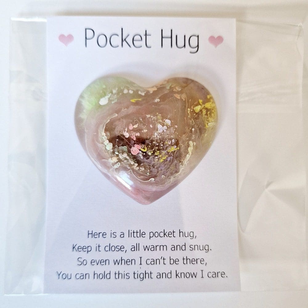 Pocket heart hug - yellow - purple- resin - gift