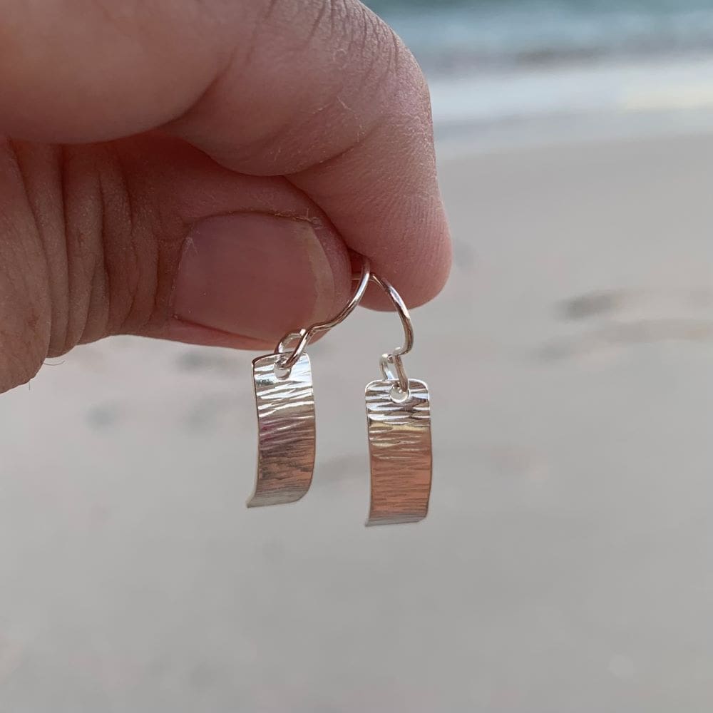 Sterling Silver Line Hammered Curved Dangle Earrings