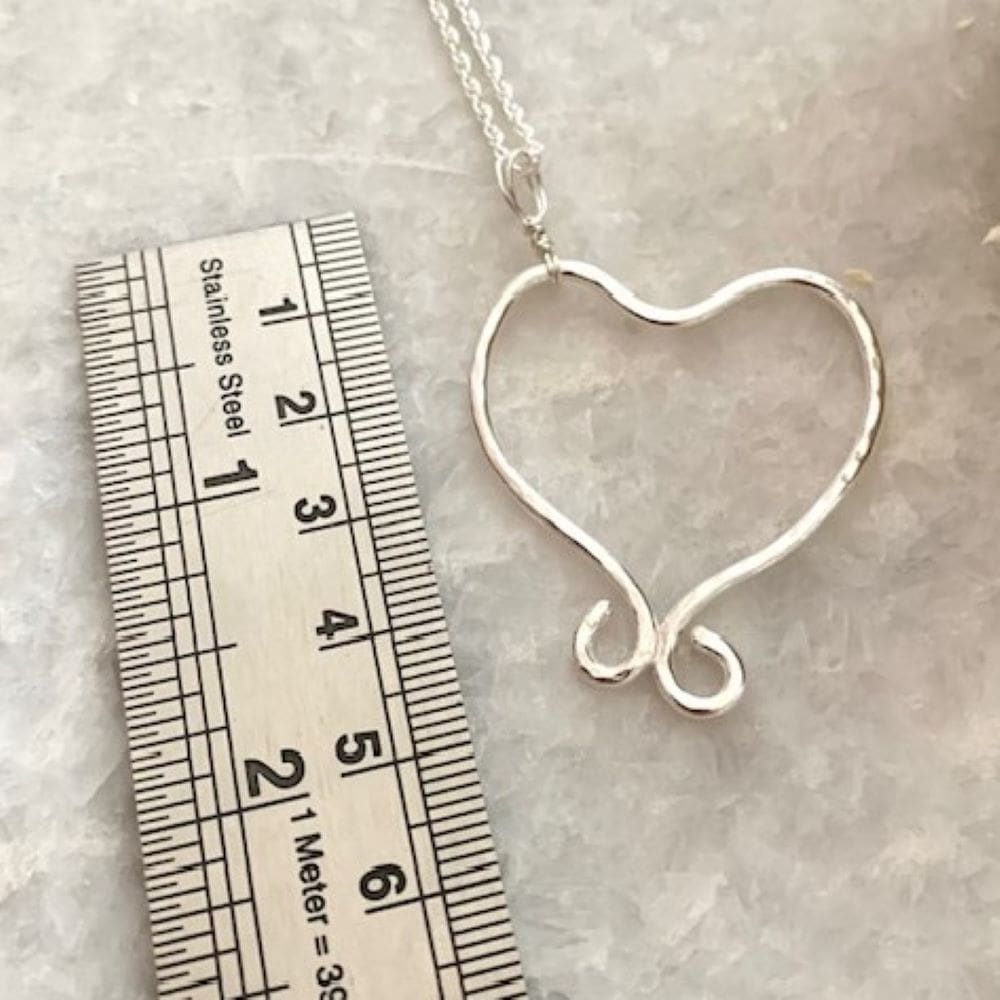 925 Sterling Silver Wire Heart Necklace