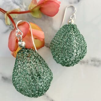 Green teardrop wire lace earrings