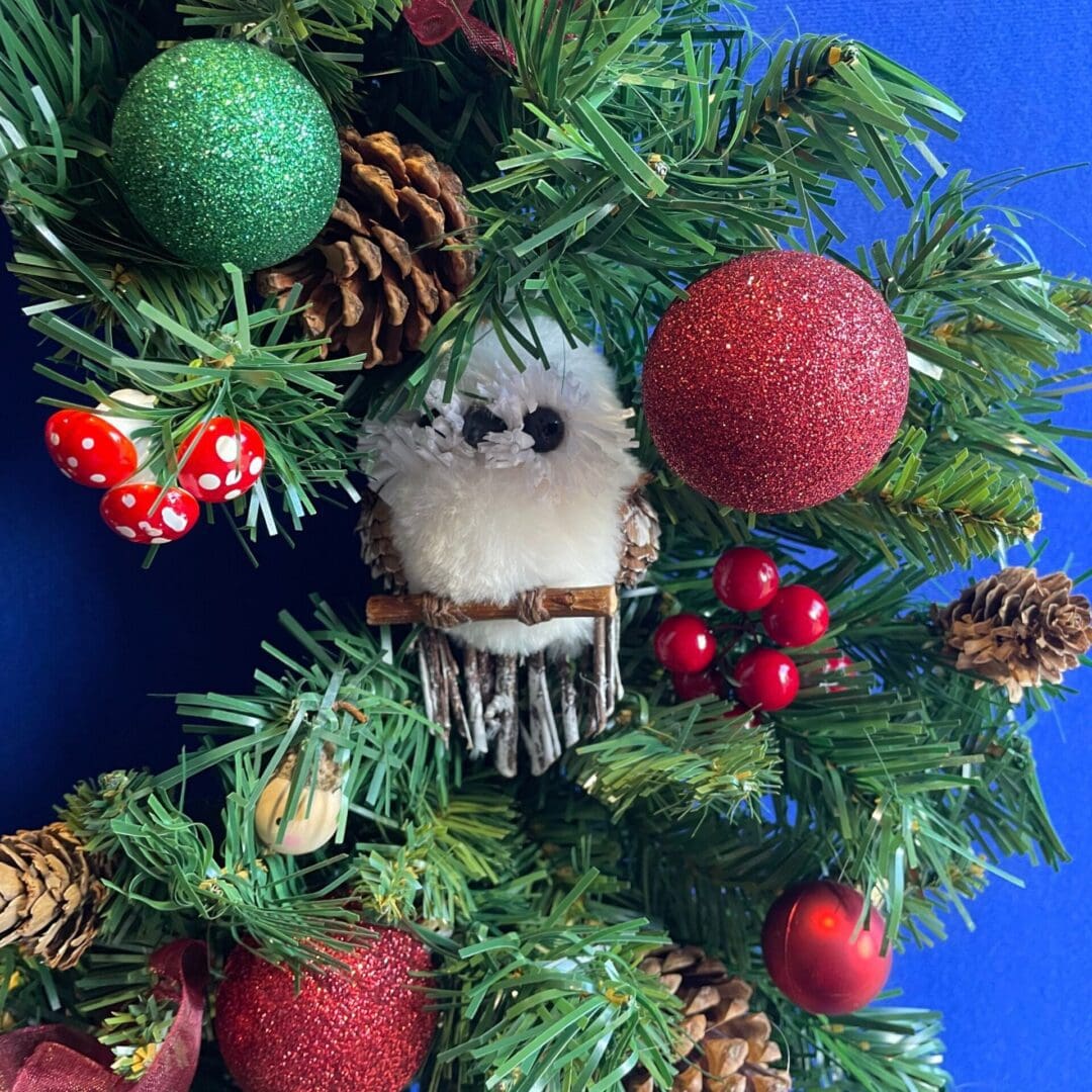 Christmas wreath with owls