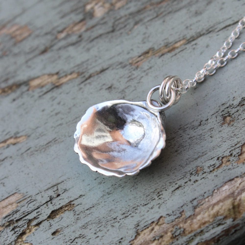 willow and twigg solid silver cockle shell sea shell pendant