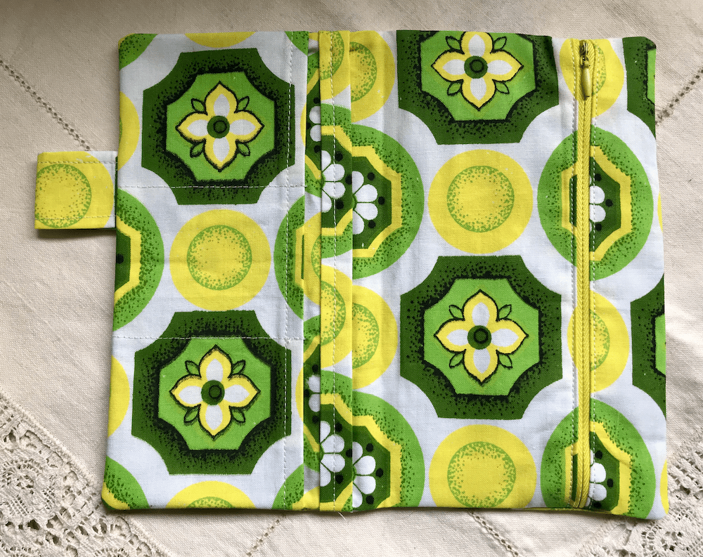 Midori/ Regular Organiser sewn in Retro Citrus fabric with yellow zip