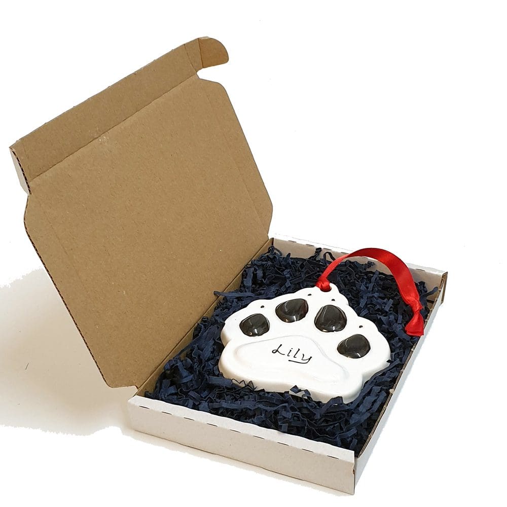 Personalised-china-hanging-decoration-dog-paw-packaging