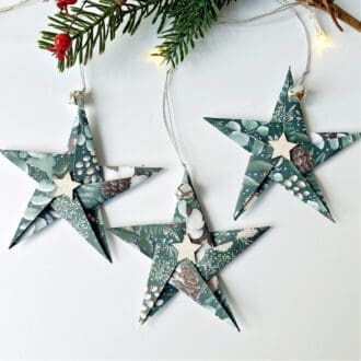 origami-christmas-stars-hanging-decorations-gift-wrapping-topper