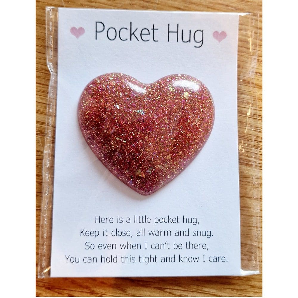 Dark pink glitter pocket heart hug
