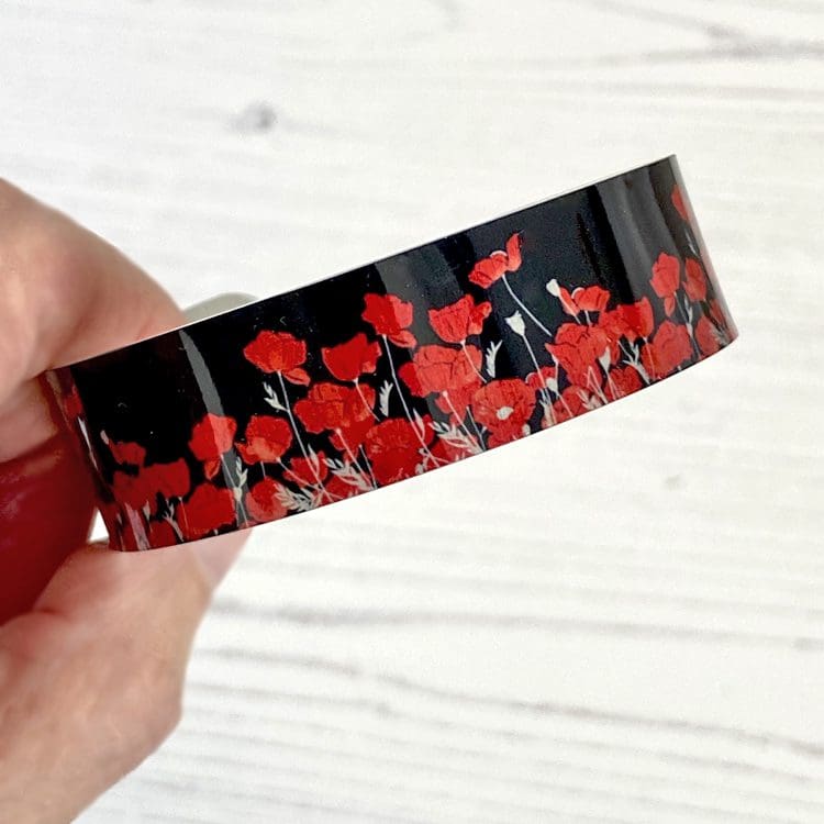 poppy, poppies, flowers, bangle, cuff, bracelet, red, metal, aluminium, remembrance, memorial, handmade UK, DeCumi Designs