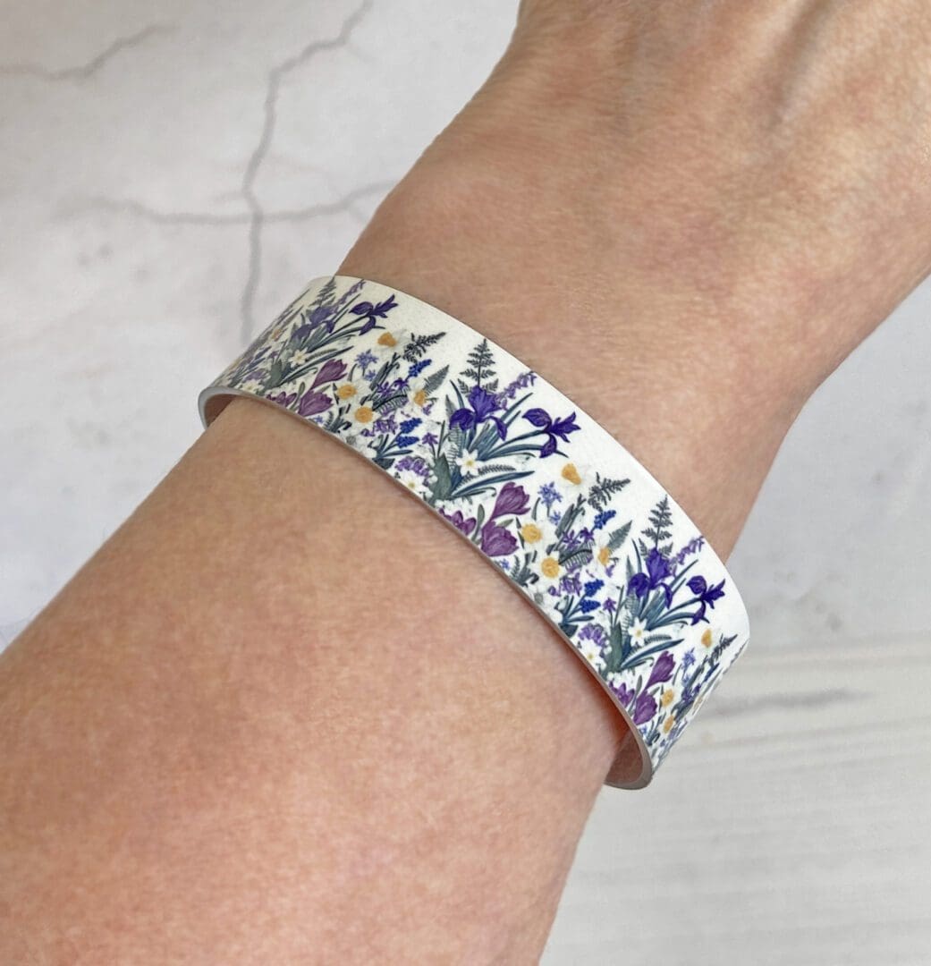Iris, flowers bracelet, bangle, spring, daffodil, purple, violet, beige, handmade UK. personalised