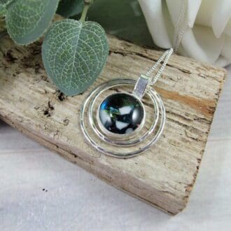 Silver_Dichroic_Glass_Spinner_Necklace
