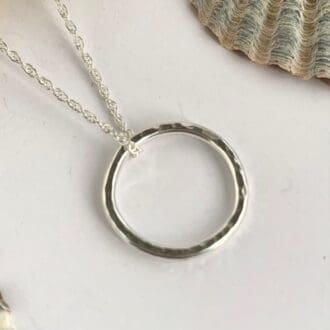 Sterling Silver Hammered Circle Wire Necklace