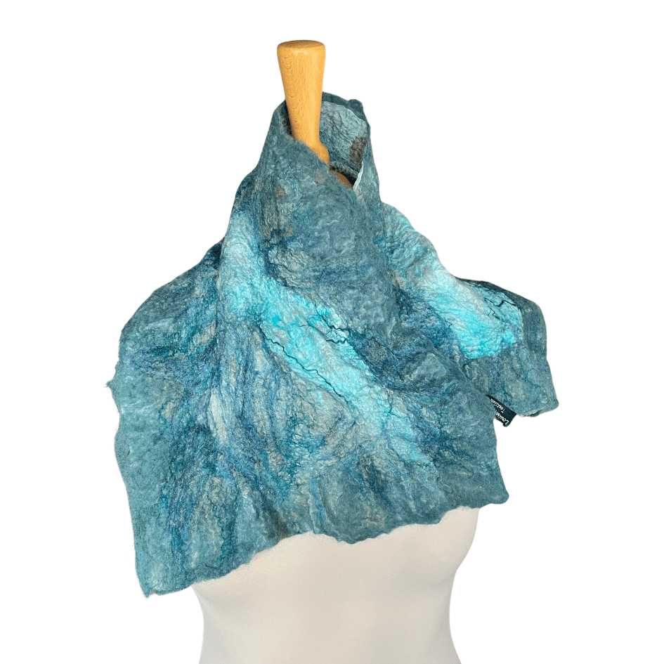 Textile-Art-Scarf-Inspired-by-the-Sea
