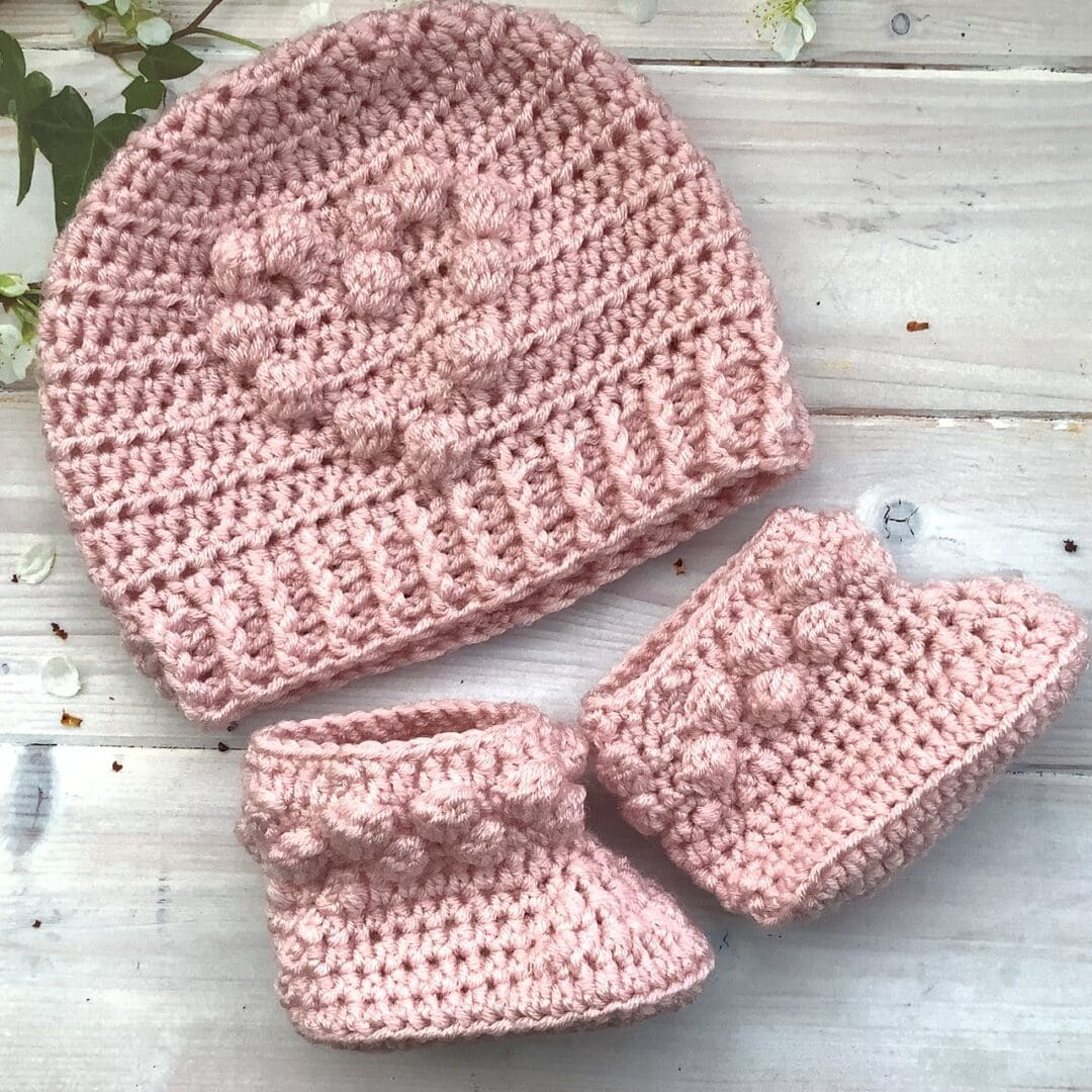 Crochet Baby Hat & Bootie Gift Set.