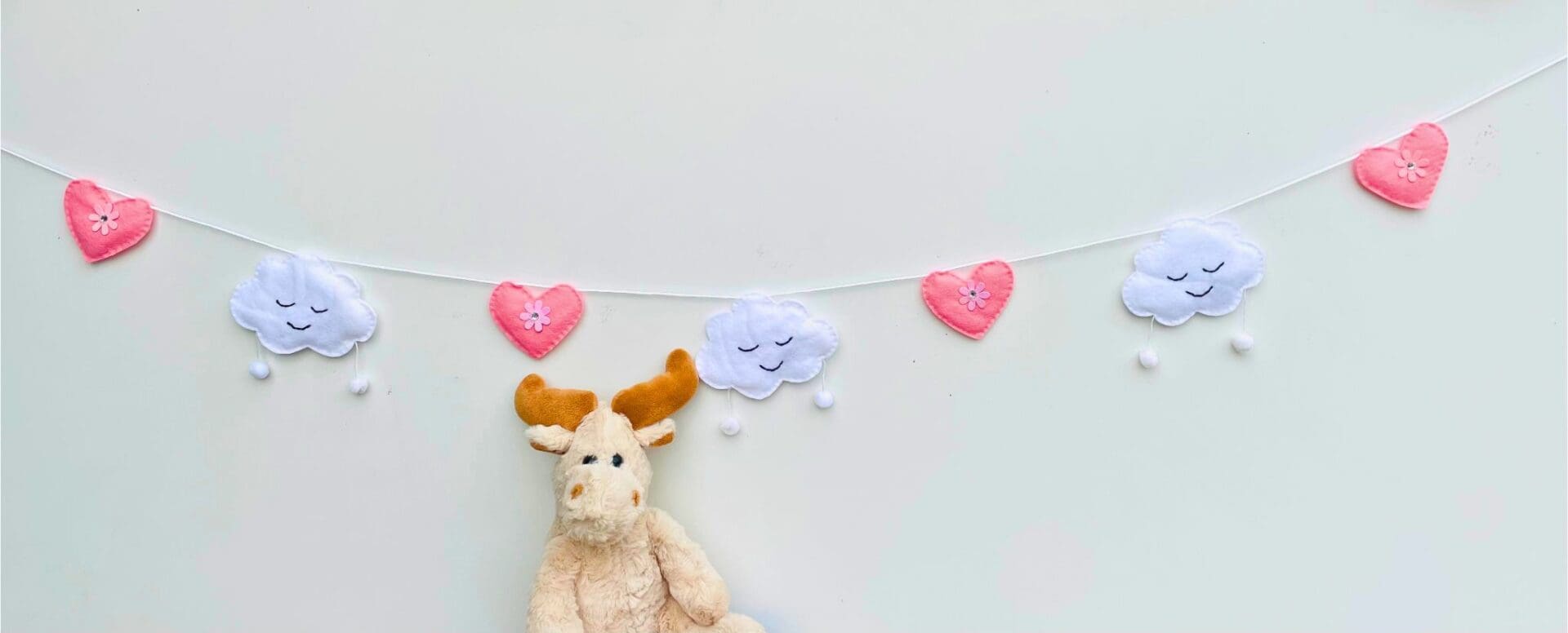 cloud with pink hearts bunting