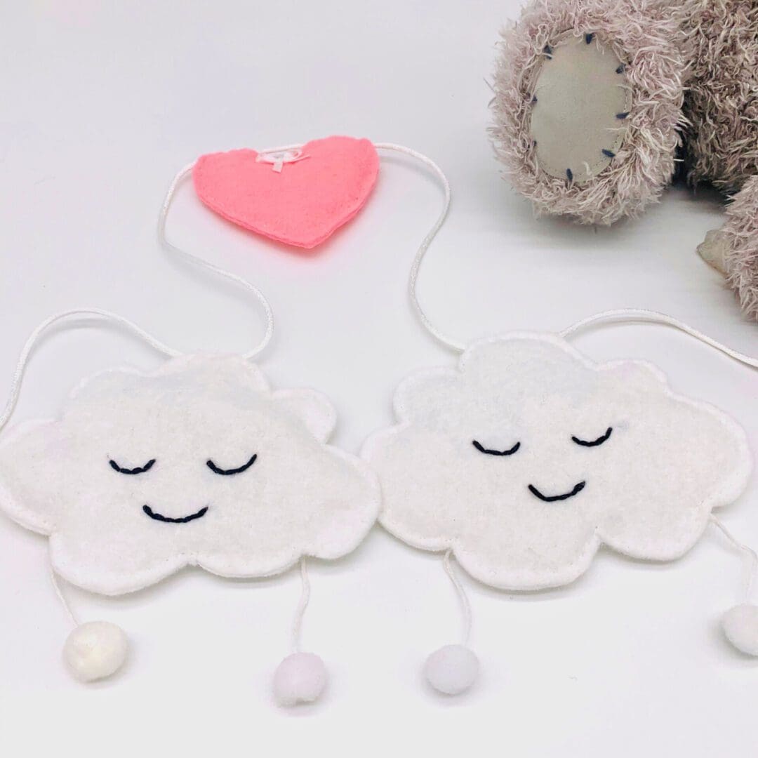 cloud and pink hearts bunting