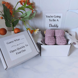 Pregnancy reveal announcement idea for your partner, husband or boyfriend to let them know they are going to be a Daddy