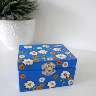 Blue Jewellery Gift Box Daisy Pattern Art