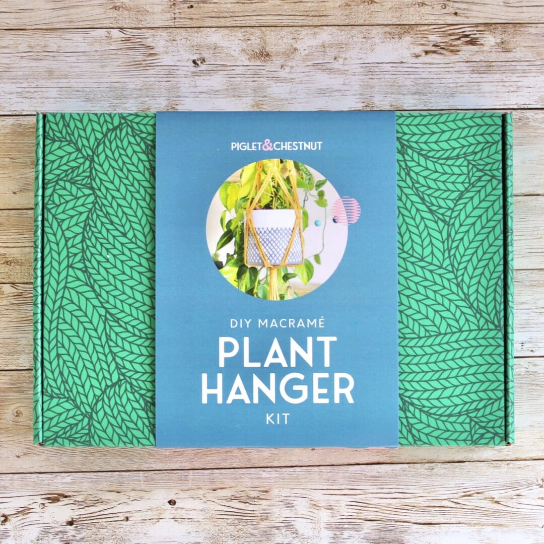 Plant Hanger Kit Packaging