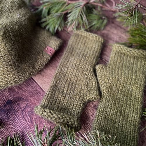 Fluffy olive green long arm warmers with matching cowl
