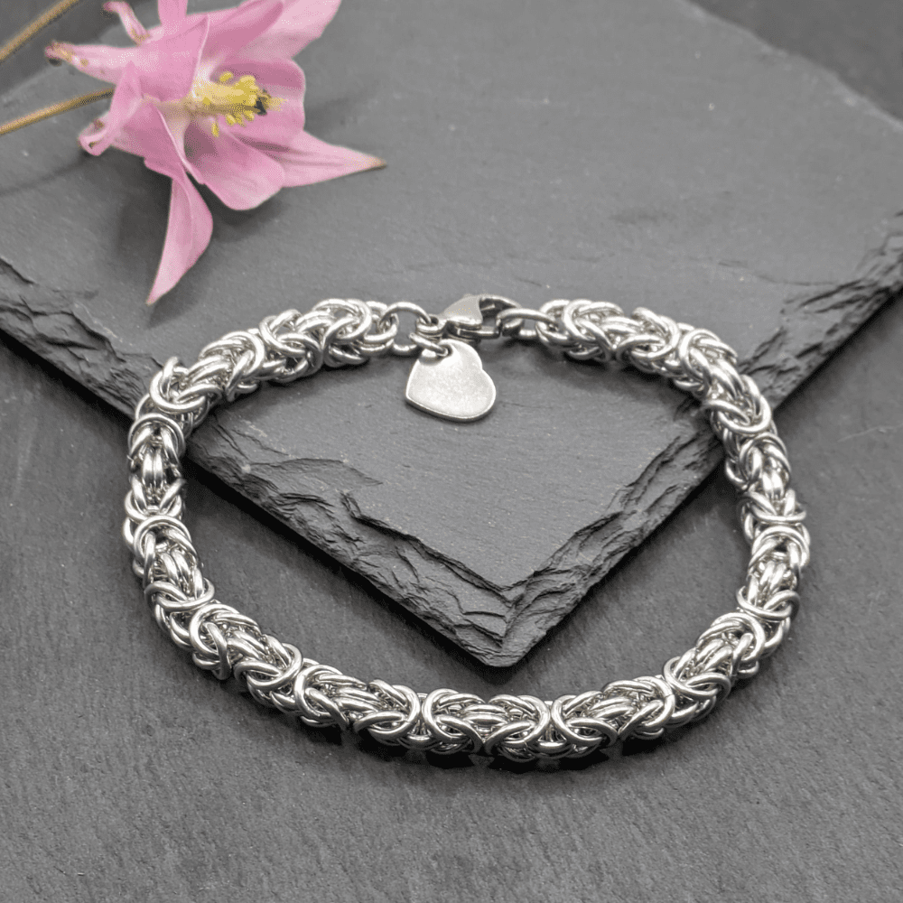 Byzantine chainmaille bracelet made with silver coloured rings