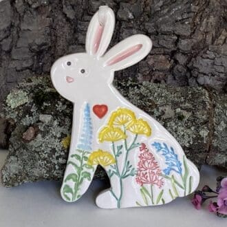 Sitting pottery bunny