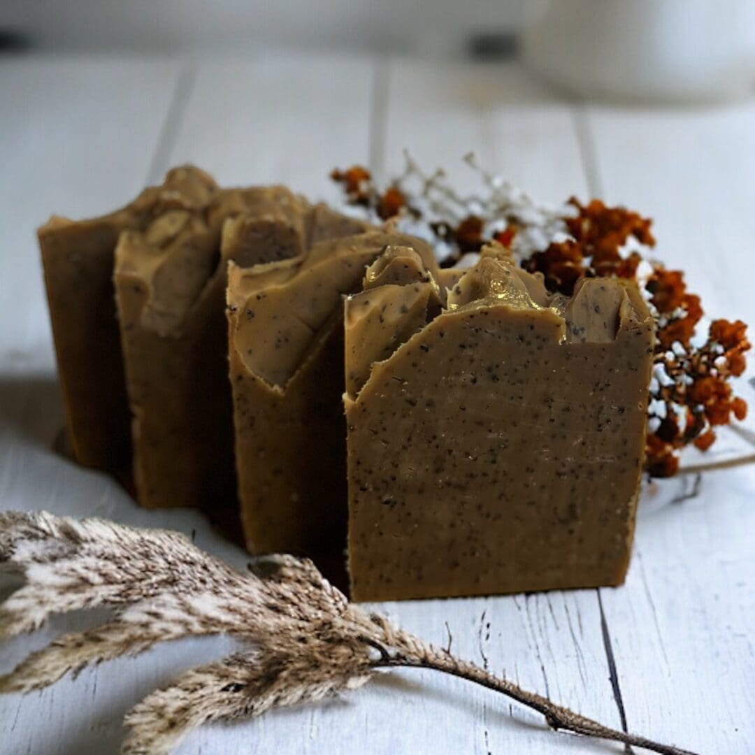 Soap coffee and coffee grounds exfoliating cold process