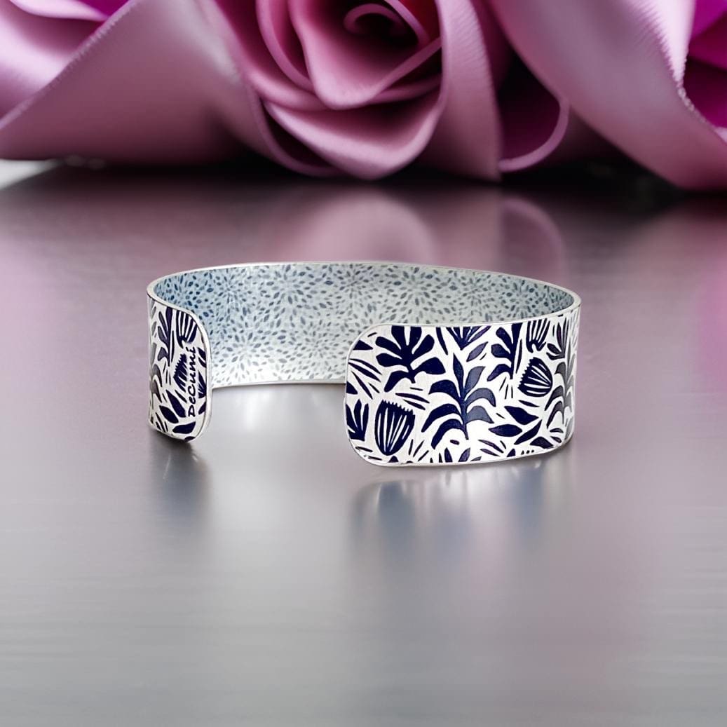 cuff bracelet, bangle, metal, aluminium, black, silver, modern, leaf, nature, handmade jewellery, recycled, made in uk