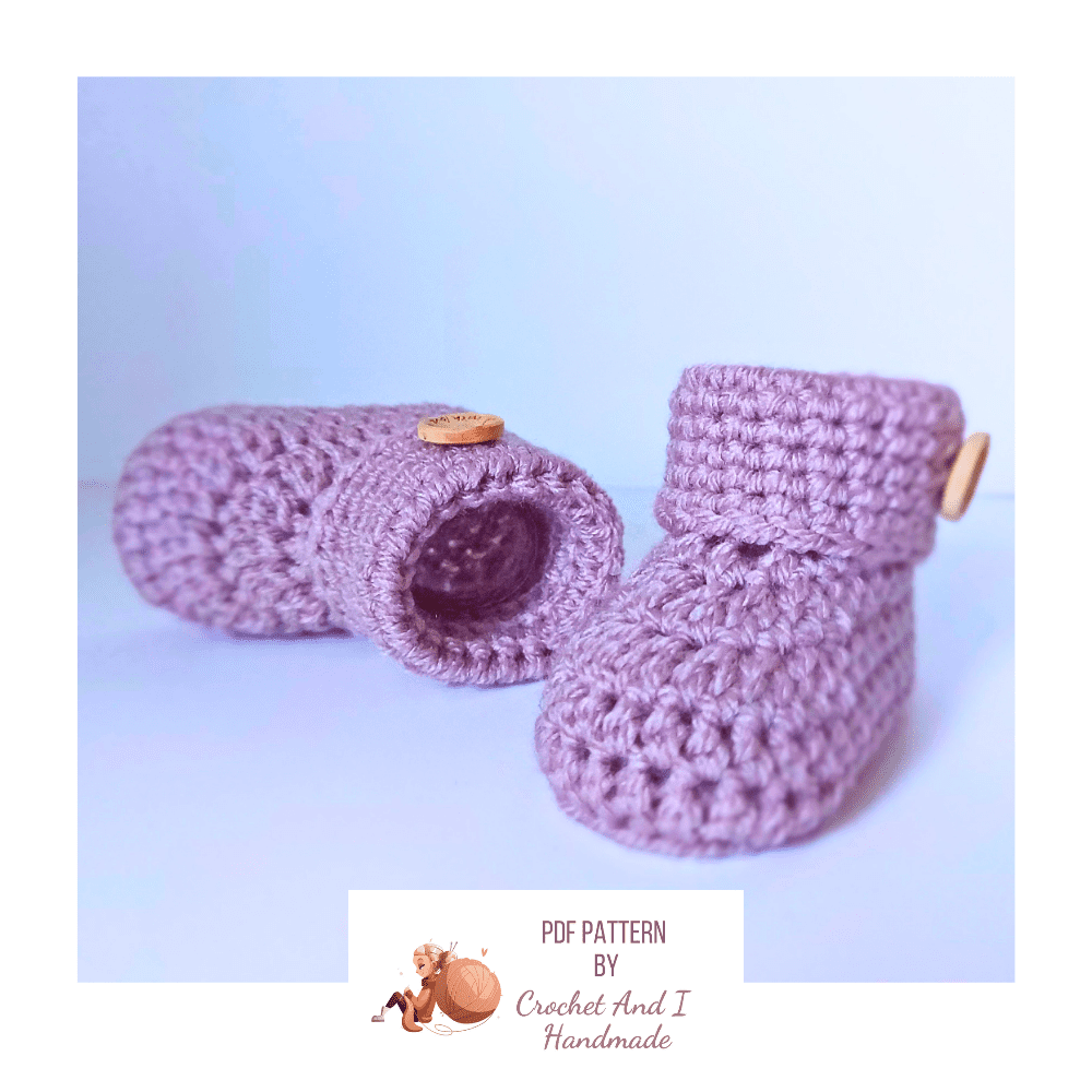 a pattern for a pair of baby button booties in sizes newborn, 0-3 and 3-6 months