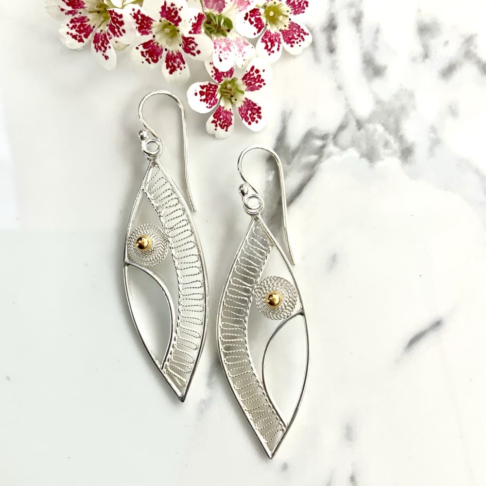 Silver filigree earrings in drop marquise shape