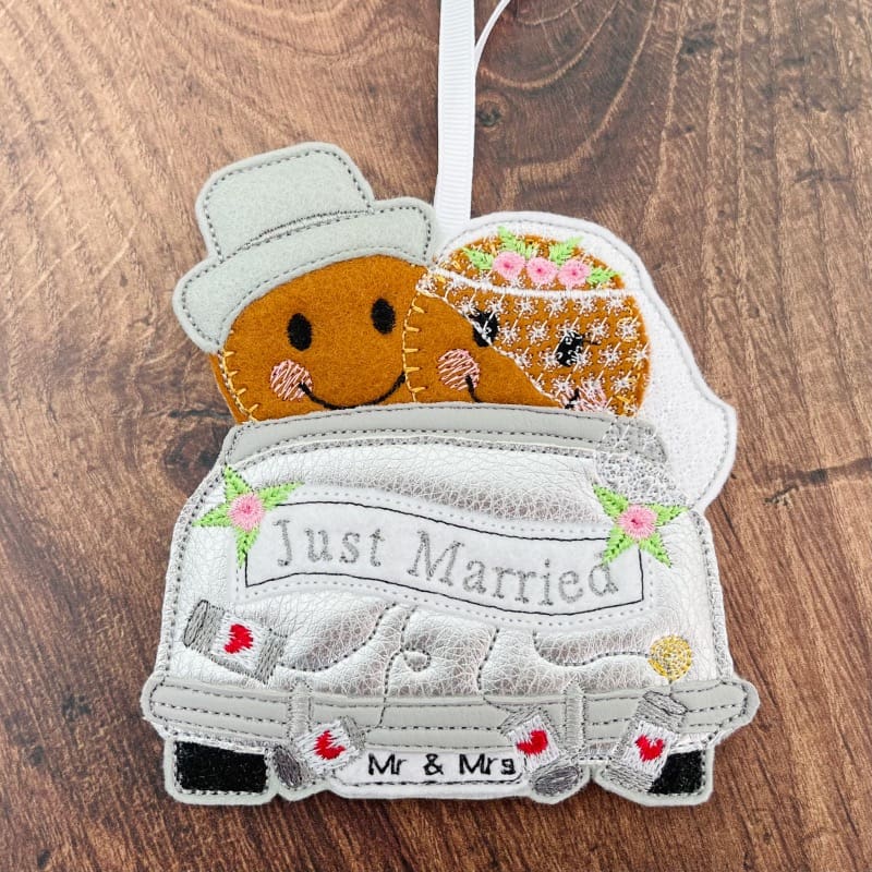 Gingerbread Bride Groom Wedding Car Lucky Gift