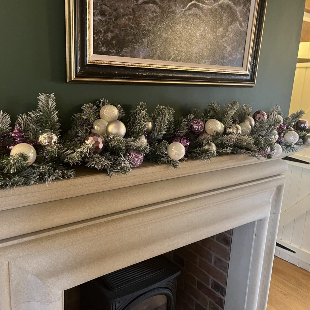 Lilac-Purple-Christmas-Garland