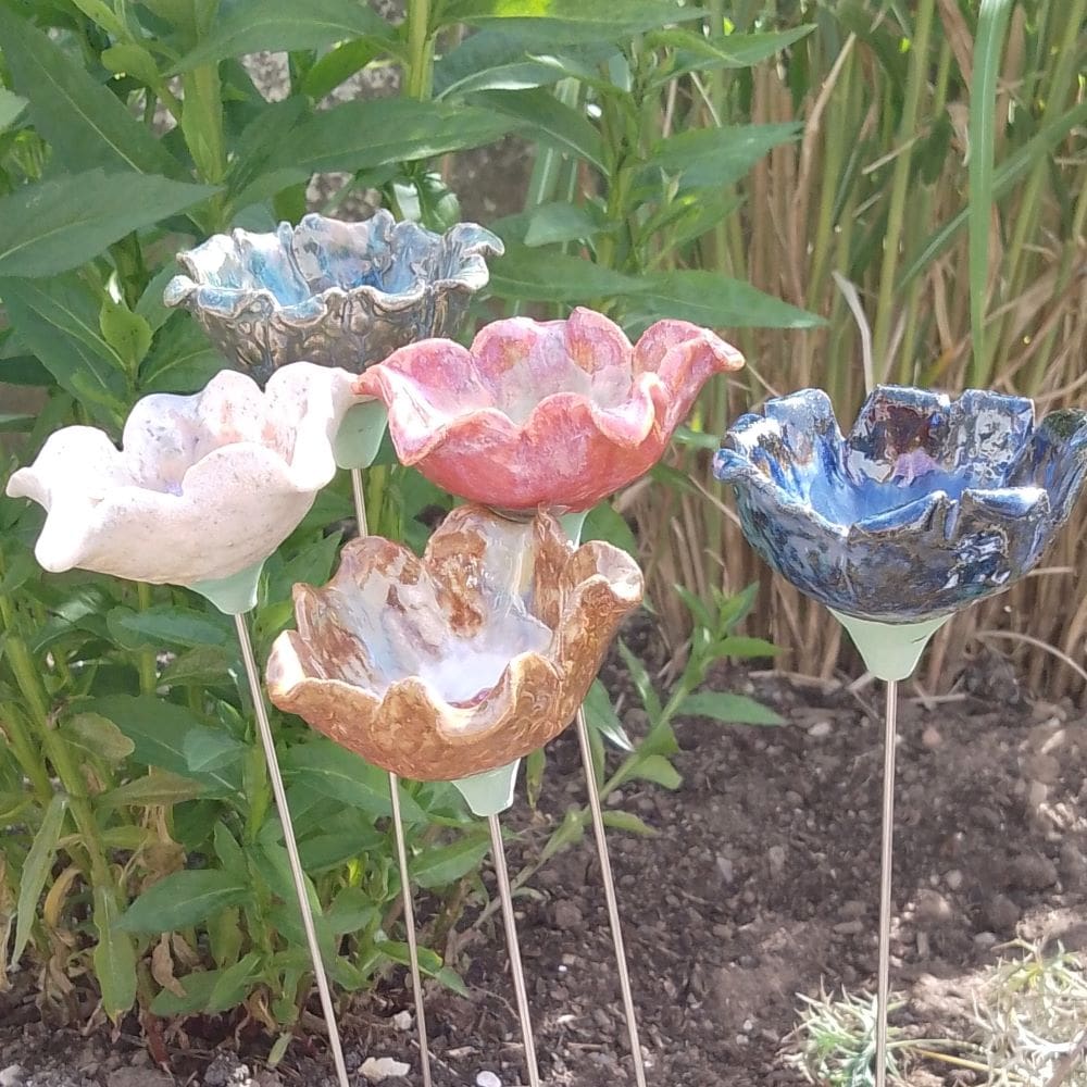 Set of 5 Mixed Colour Ceramic Flowers