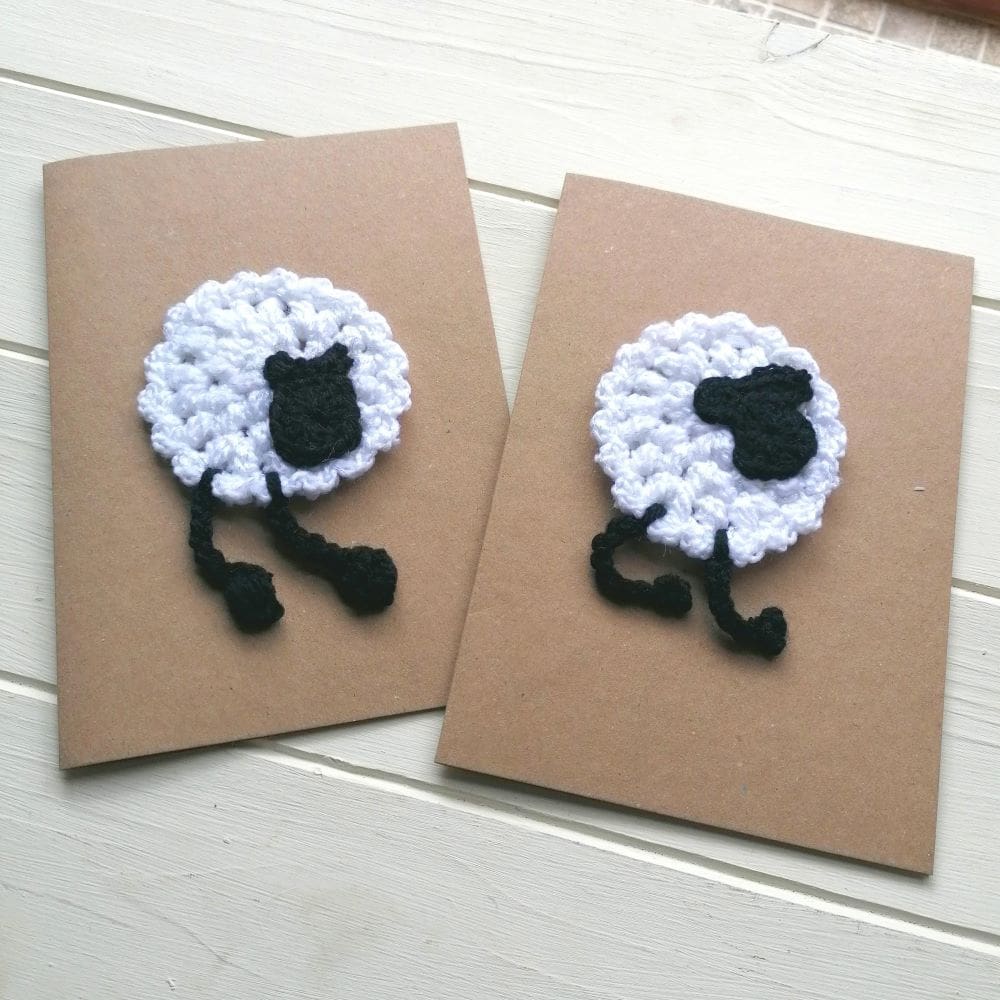 crocheted-sheep-card