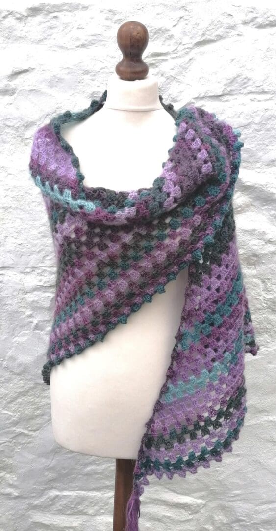 crocheted-wrap-purple