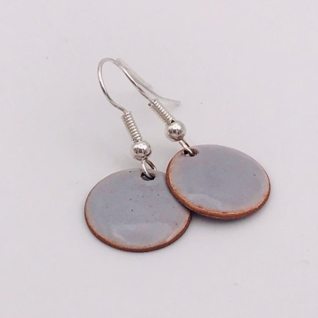 round drop earrings