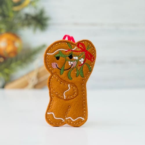 Christmas Gingerbread Under The Mistletoe Hanging Decorations