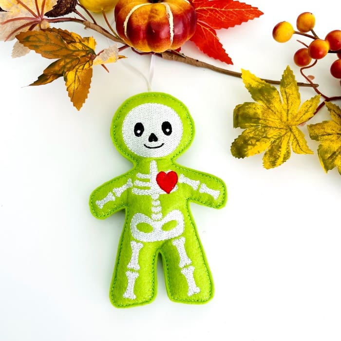 Halloween Skeleton Hanging Decoration Green