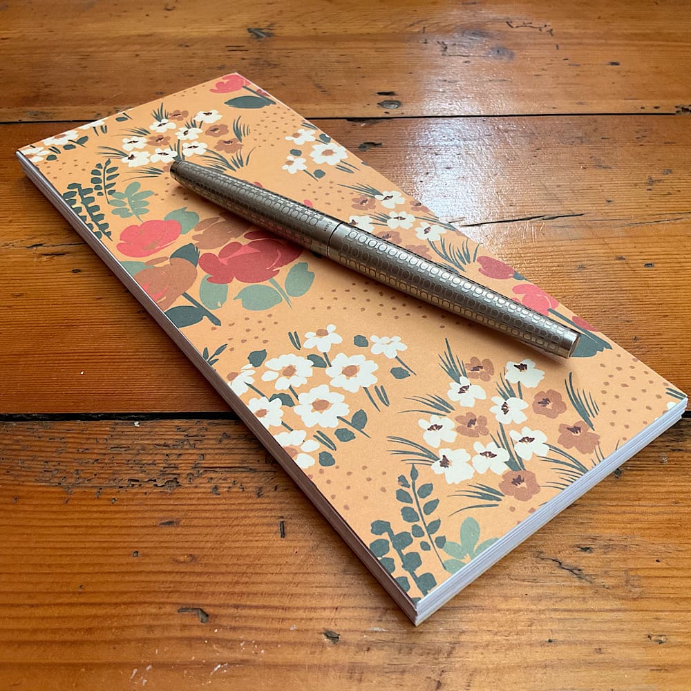 Magnetic Shopping List Pad with Floral Cover and Lined Paper