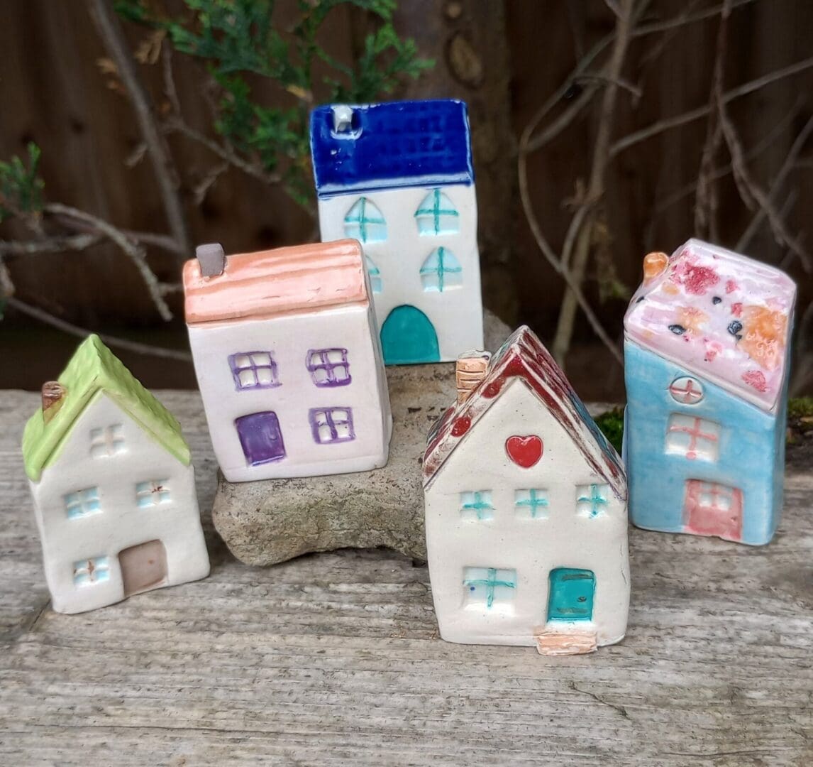 "Miniature-houses"