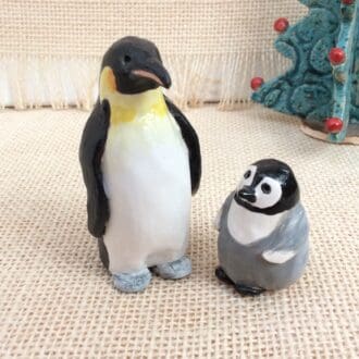 "Penguin_and_chick_miniatures"